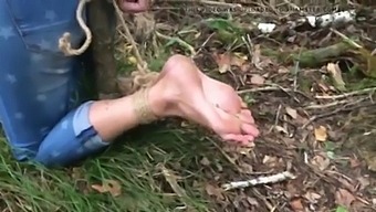 Foot Fetish And Bondage: Amateur Babe'S Extreme Pleasure