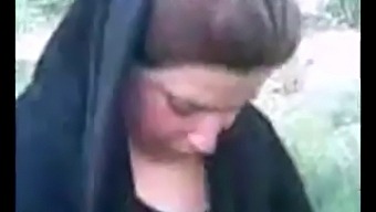 Arab Woman In Hijab Enjoys Outdoor Sex