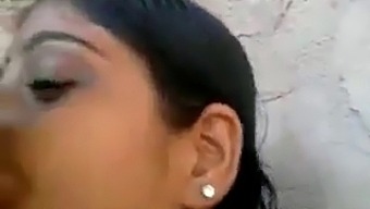 Sathyaitem'S Homemade Video Of North Indian Housewife