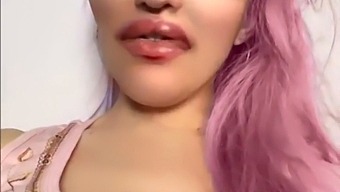 Sensual Enticement With Facial Finish