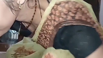 Lalita Bhabhi Enjoys Cumshot In Her Wet Pussy In Hot Video