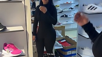A Stunning Teen Meets A Fan And Leaves With Him