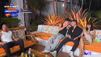 A Man With A Big Cock Has Sex With A Woman Whose Boyfriend Is Away, This Is Max Betancur And Tatiana Alvarez.