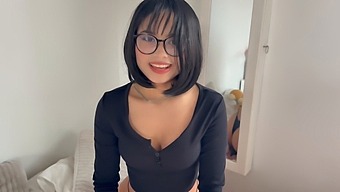 Anime Character Loses A Game And Gets Cum On Her Big Thighs